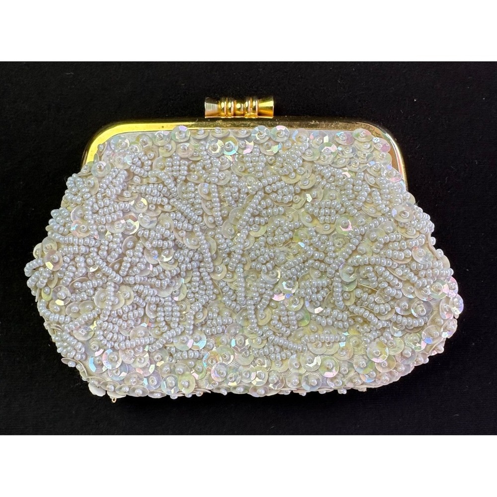 Vintage Hong Kong Iridescent White Beaded Change Purse Coin Pouch Bag 5x3.5 Glam